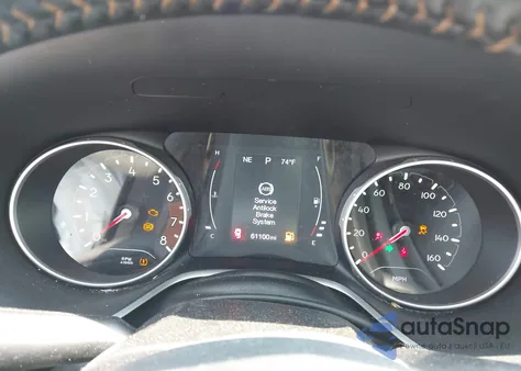 2018 Jeep Compass Latitude 4X4 из США, поврежденный, VIN 3C4NJDBB1JT191490